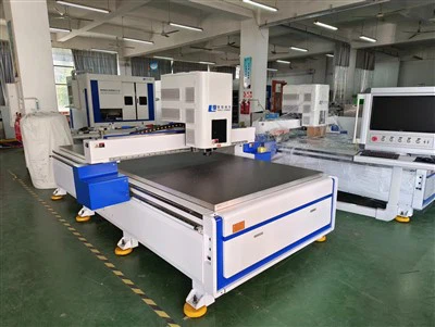 Lasergraveerija suure klaasise seina jaoks